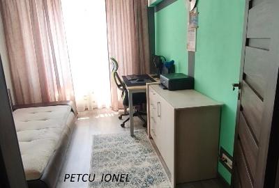 De vânzare apartament 3 camere zona Bd. Lacul Tei -Intrarea Teiul Doamnei. - 5