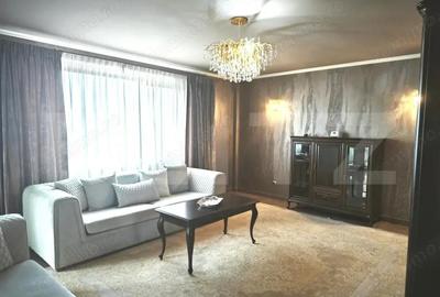 Apartament cu 3 camere decomandat în Central - 1