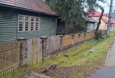 Casă cu 6 camere în Central - 1