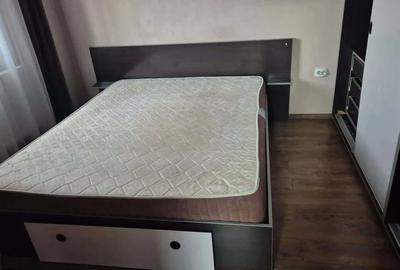 Apartament cu 2 camere decomandat, mobilat în Vitan