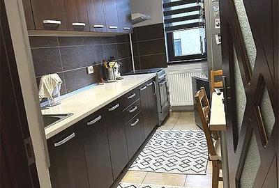 Apartament cu 3 camere decomandat în Ghencea