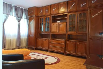 Apartament cu 2 camere decomandat în Drumul Taberei