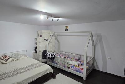 Casă cu 4 camere în Săbăreni - 3