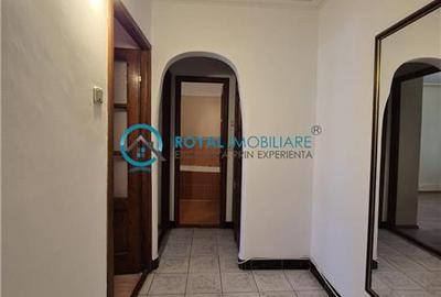 Apartament cu 3 camere decomandat, mobilat în Malu Roșu - 12