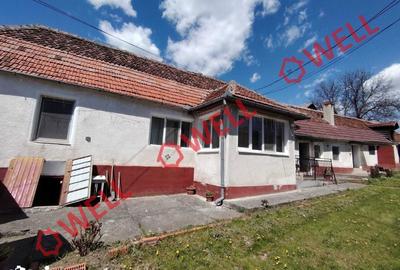 Casă cu 5 camere cu Teren 1249 Mp în Măieruș - 4