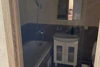 Garsoniera in zona Izvor - 1