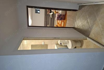 Inchiriez spa?iu firma la curte - 2