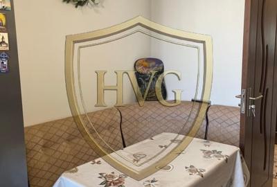 Apartament cu 3 camere semidecomandat, mobilat în Sebastian - 9