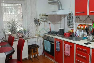 Apartament cu 2 camere decomandat în Central - 2
