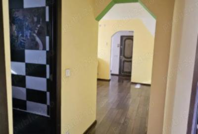 Apartament cu 3 camere semidecomandat în Crișan - 1