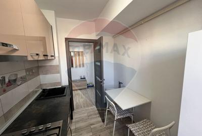 Apartament cu 2 camere de inchiriat- zona ultracentrala- 9 Mai - 6