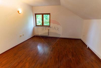 Vila /Pensiune 6 camere in Cristur, jud Hunedoara - 4