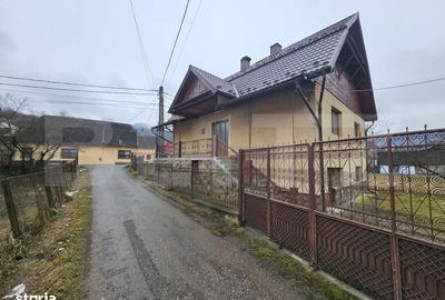 Casă cu 4 camere decomandat cu Teren 500 Mp în Roșia Montană - 12