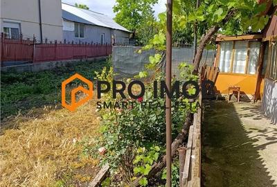 Casă cu 4 camere decomandat în Scurtești - 2