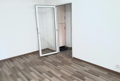 Apartament cu 2 camere semidecomandat în Moșilor - 2