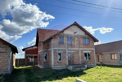 Casa cu 6 camere la rosu, intabulata in Zimandu Nou de v... Casa cu 6 camere la rosu, intabulata in Zimandu Nou de v... - 3