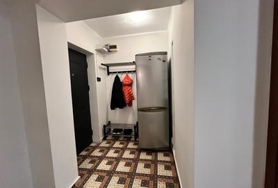 Garsonieră decomandată în 1 Mai - 4