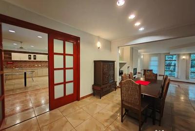 Casă cu 10 camere cu Teren 1200 Mp în Sud - 5