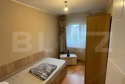 Apartament cu 3 camere, 64 mp, zona Podul De Fier - 1