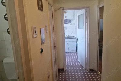 Apartament cu 2 camere decomandat în Central - 3
