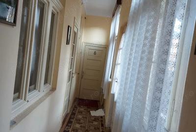 Casă cu 4 camere în Central - 7