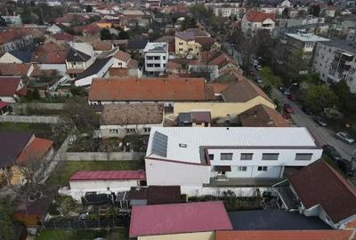 Casă cu 7 camere cu Teren 470 Mp în Șagului - 1