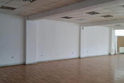 Spațiu comercial, de 190 mp, în Central - 2