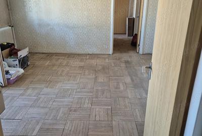 Apartament de vanzare 3 camere Park Lake - 1