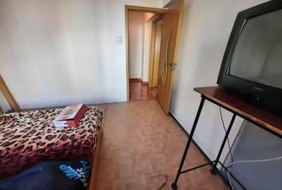 VANZARE 4 CAM MARGEANULUI- BARCA - 7