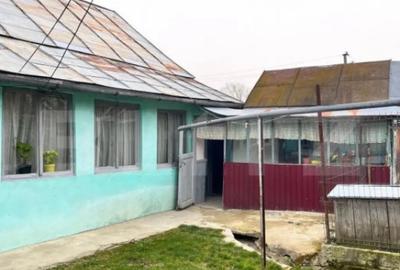 Casă cu 4 camere cu Teren 4600 Mp în Central - 10