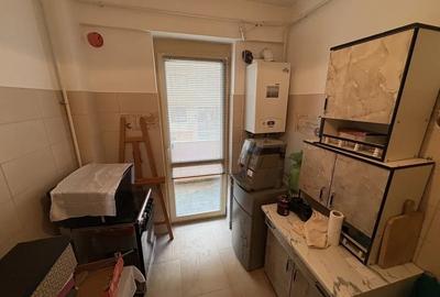 Etaj 1 Ap 1 Camera Decomandat Bloc 2015 Cartier Visoianu - 3