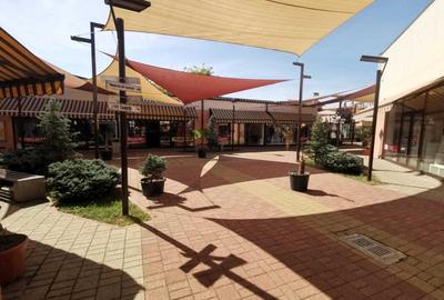 Spațiu comercial, în Central - 8