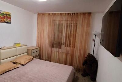 Apartament cu 3 camere semidecomandat, mobilat în Dristor - 4