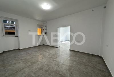 Spatiu comercial 89 mp utili renovat complet Strada Faurului nr 21 Spatiu comercial 89 mp utili renovat complet Strada Faurului nr 21 - 3