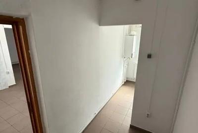 Spațiu comercial, de 58 mp, în Central - 5