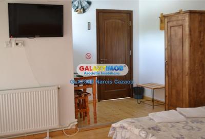 Casă cu 9 camere cu Teren 260 Mp în Băneasa - 9