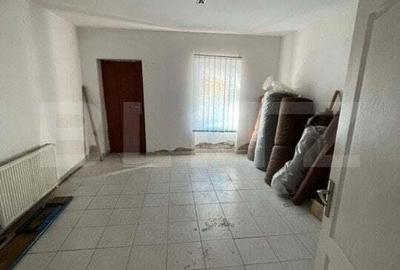 Casa cu 5 incaperi, 580mp, zona Carpati 1 - 15