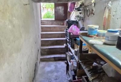 Casă cu 3 camere cu Teren 273 Mp în Central - 8