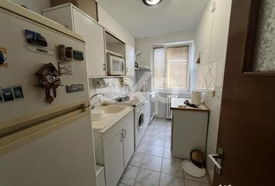 Apartament cu 3 camere decomandat în Apărătorii Patriei - 13