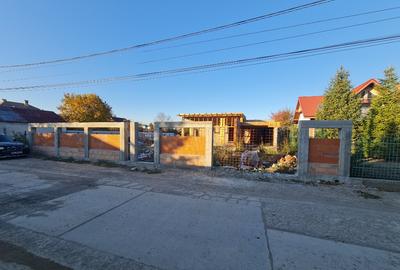 Varsatura , teren + casa in construc?ie - 2