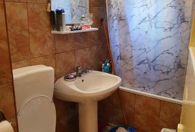 Particular, inchiriez apartament doua camere zona City Mall - 3