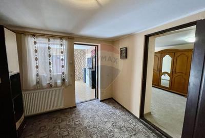 Casă individuală cu 6 camere cu Teren 1354 Mp în Țifești - 13