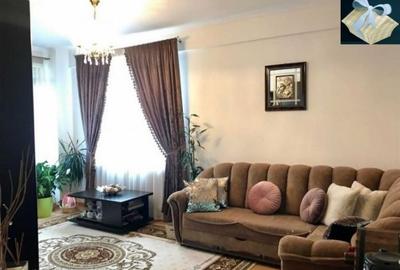 Apartament cu 3 camere decomandat în Dămăroaia