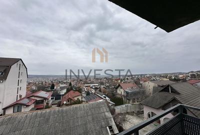 Apartament cu 4 camere decomandat în Andrei Mureșanu