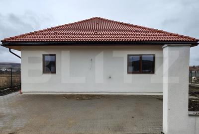 Casă individuală cu 4 camere cu Canalizare în Jucu de Mijloc - 2
