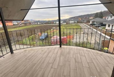 Casă cu 5 camere cu Teren 5000 Mp în Unirea - 2