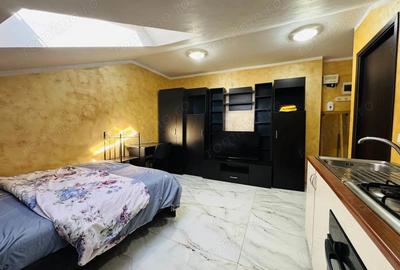 Garsonieră decomandată în Decebal - 1