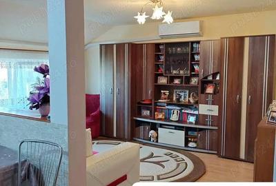 Apartament cu trei camere zona Bradet - 2