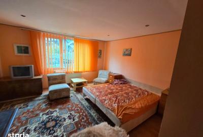 Casă cu 4 camere cu Teren 1210 Mp în Coșești - 10