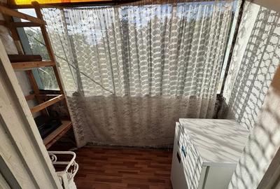 Apartament de vânzare - 4